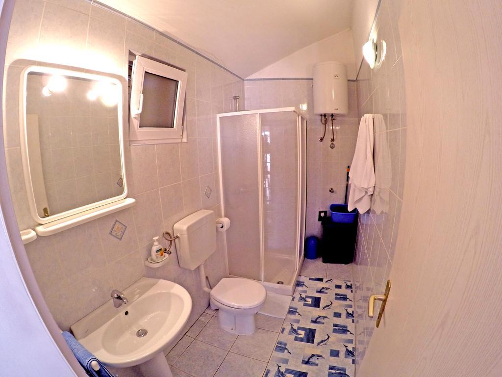 Apartments Ivic 波尔 外观 照片