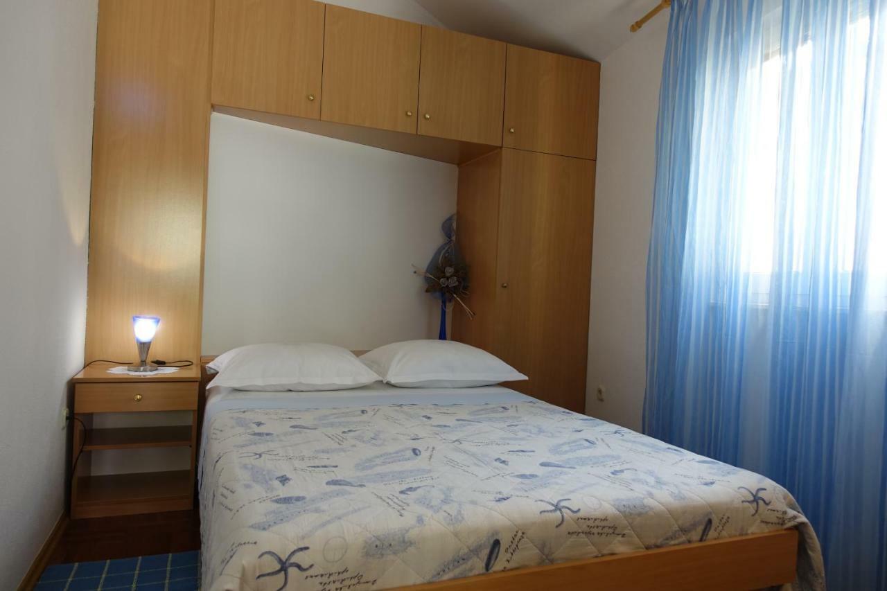 Apartments Ivic 波尔 外观 照片